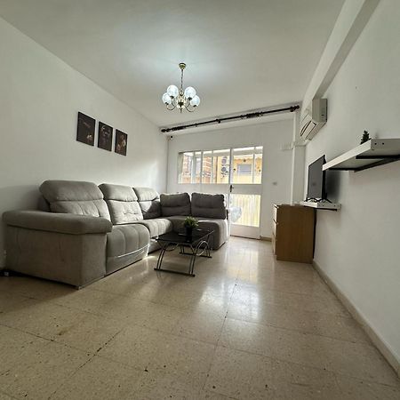 Habitacion Individual En La Victoria Málaga Eksteriør bilde